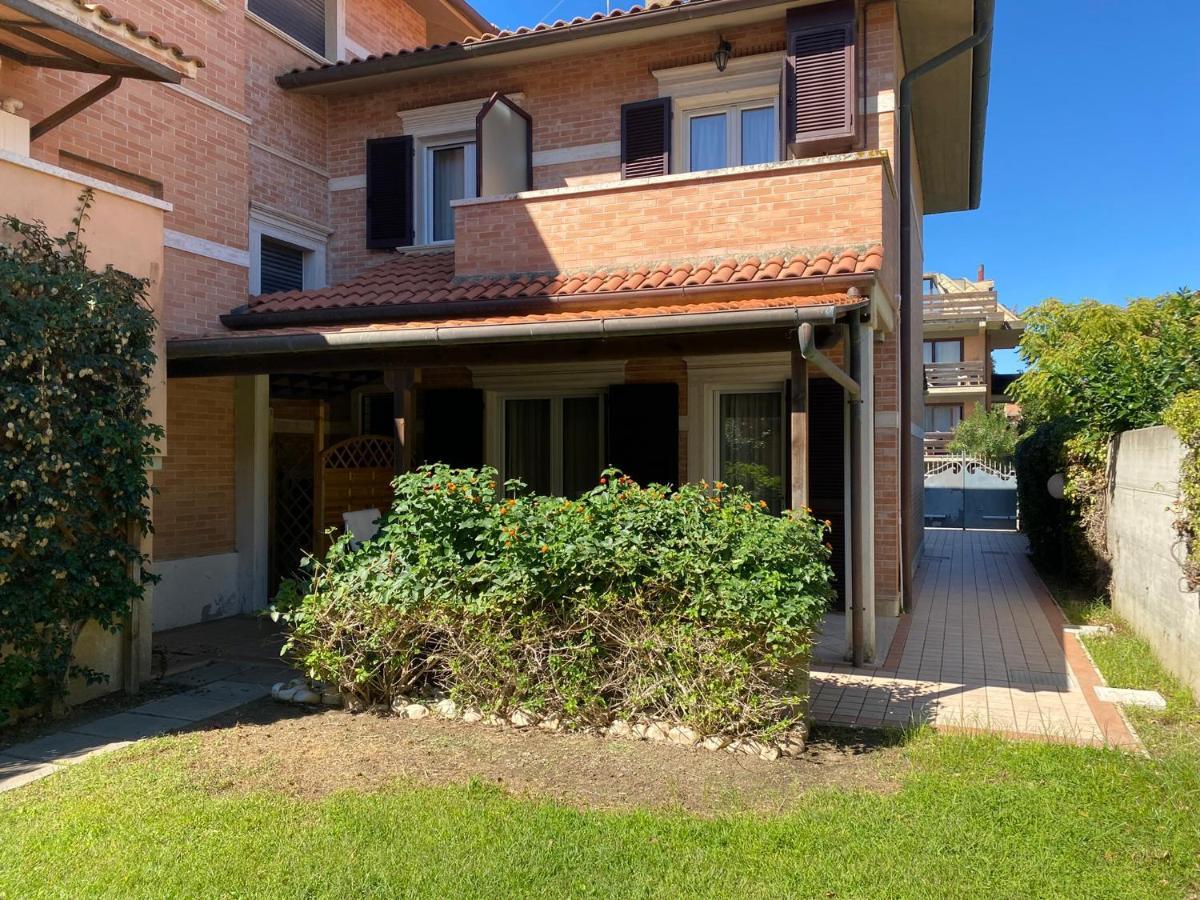 Ville Sul Mare Marina di Grosseto Exterior photo
